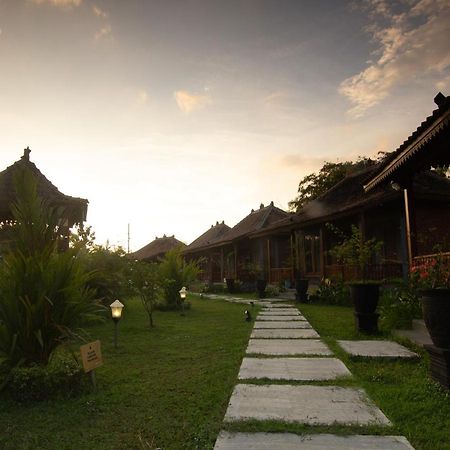 Balkondes Majaksingi Borobudur Appartamento Magelang Esterno foto